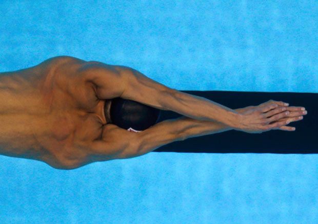 Ryan Lochte's Underwater Dolphin Kick is a Thing of Beauty
