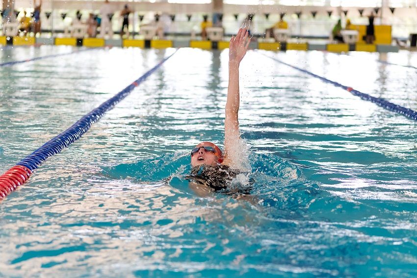 Sculling for Swimmers: The Sneaky Tool for Faster Swimming