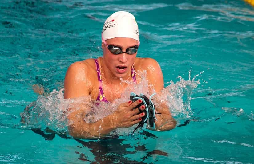 The 6 Best Swim Paddles for Crushing It in the Pool