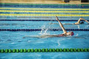 3 Swimming Workouts for Weight Loss