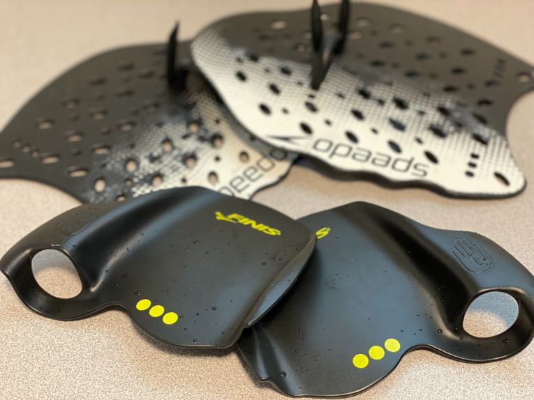 How Finger Tip Paddles Will Help You Swim Your Best 