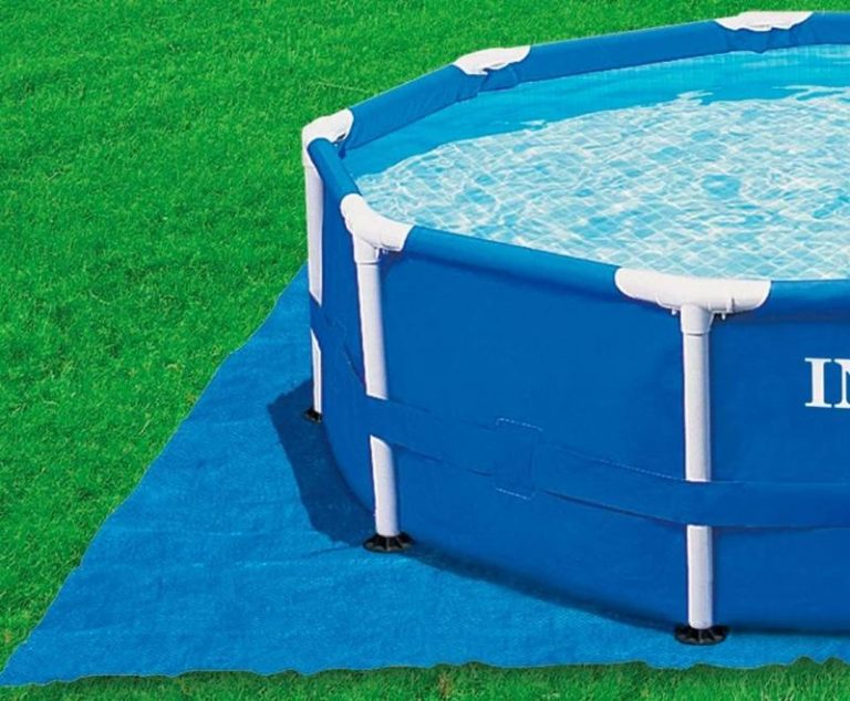3 Best Under Pool Mats (and Why You Should Use One)