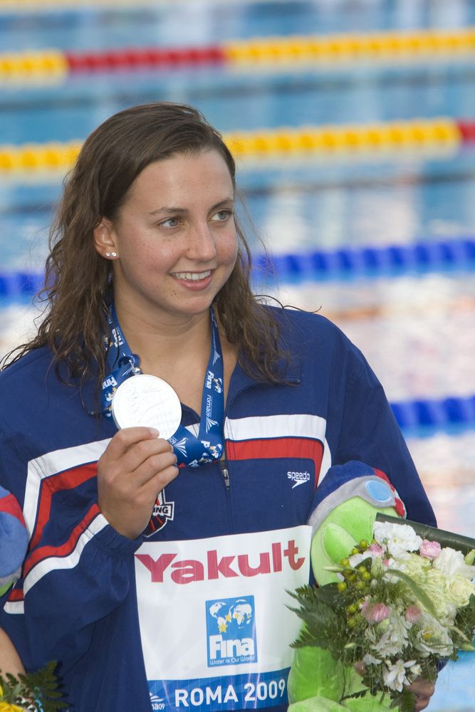 rebecca soni retires