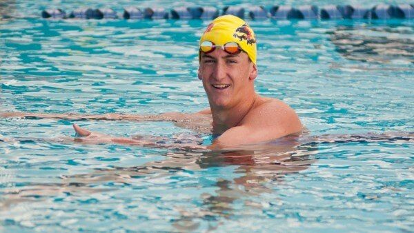 Ryan Hoffer underwater dolphin kick