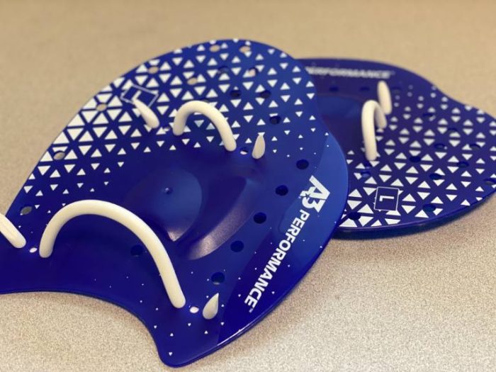 The Swimmer’s Ultimate Guide to Swim Paddles