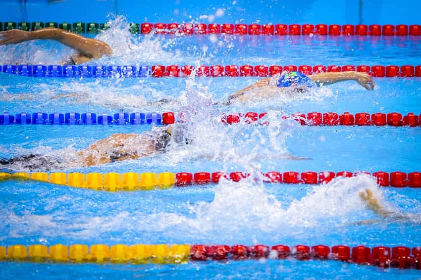 Closed Fist Freestyle: How to Unleash a Monster Freestyle - YourSwimLog.com