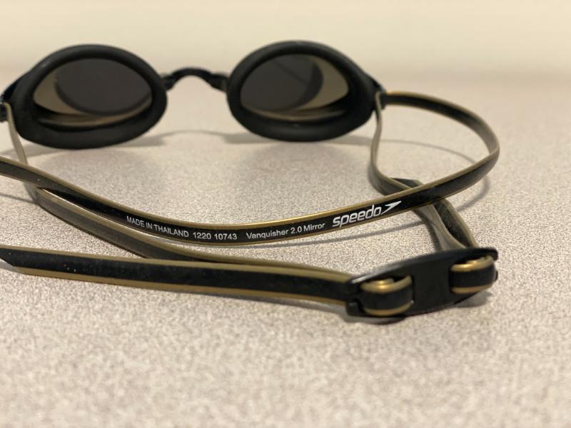 How Do You Adjust the Speedo Vanquisher 2.0 Swim Goggles