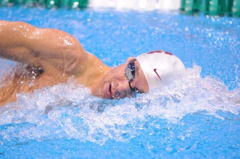 7 Best Waterproof Headphones for Swimming
