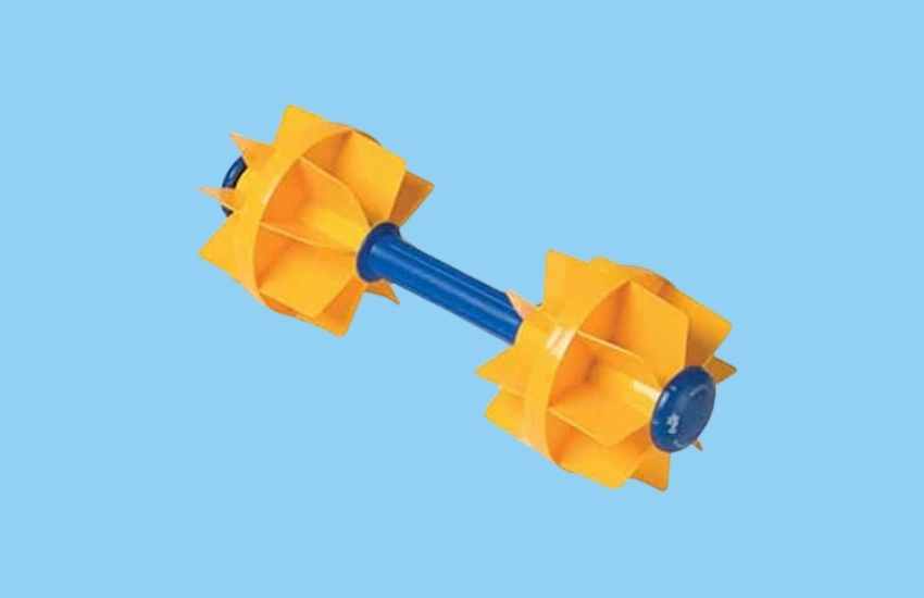8 Best Aquatic Dumbbells for Water Aerobics