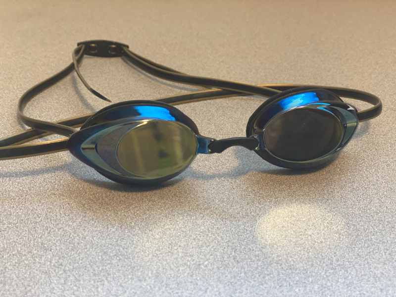 Swim Goggles - Speedo Vanquisher 2