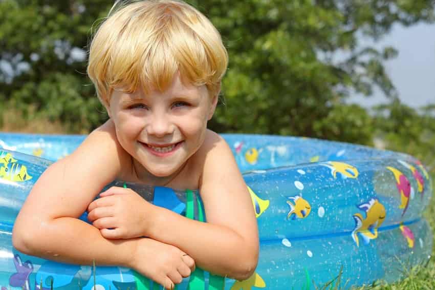 Inflatable store kiddie pool