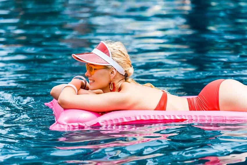 7 Best Swim Pool Inflatables for Adults