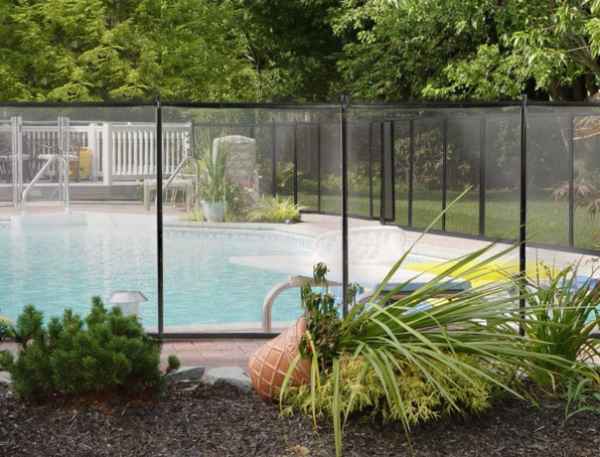 XtremePower Swimming Pool Fence